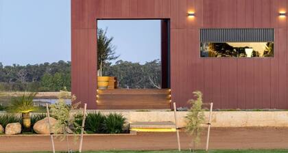 Samphire Chalet Tuart Luxury Amidst Nature