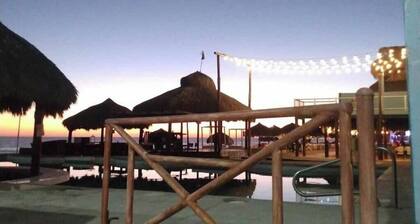 Condo Mirador with Rooftop Ramada Near Sea of Cortéz, El Malecon, and Manny's.