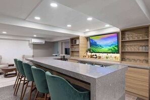 Bar (in der Unterkunft)