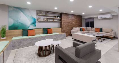 Wyndham Garden Louisville KY