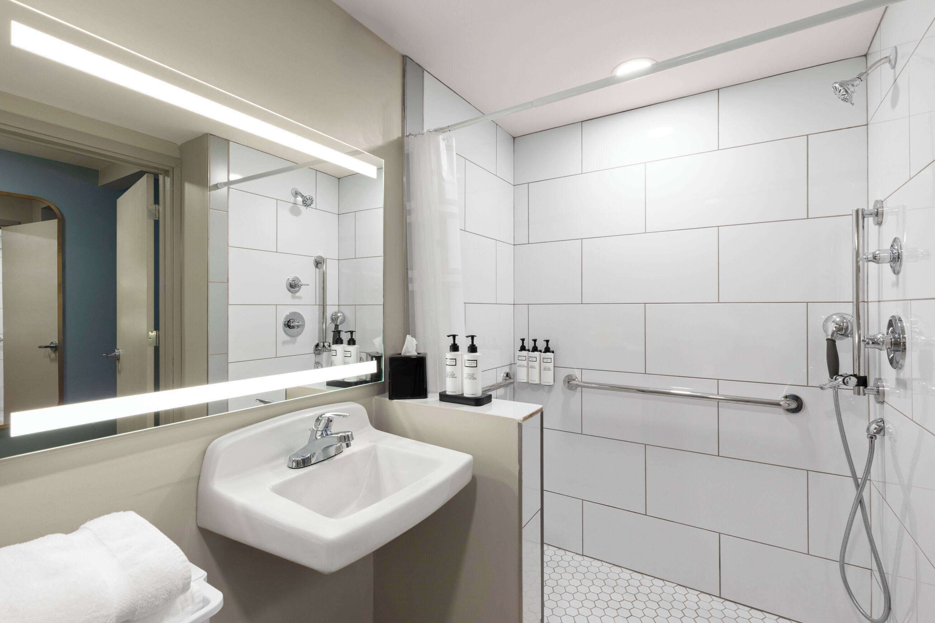 Photo - Wyndham Garden Louisville KY