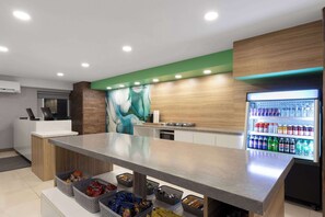Food and drink - Wyndham Garden Louisville KY (Louisville)