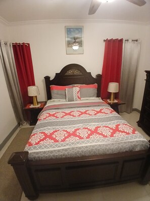 1 Schlafzimmer, Bügeleisen/Bügelbrett, WLAN, Bettwäsche