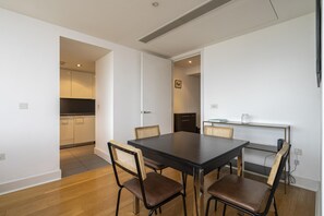 Apartment | 2 bedrooms, Internet