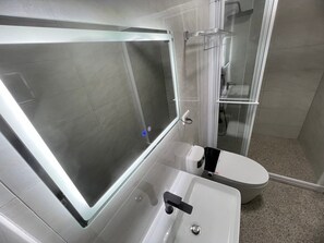 Standard Double Room | Bathroom | Shower, hydromassage showerhead, hair dryer, soap - WEILOVE (Nantou)