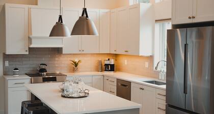 Beautiful new custom home on quiet street in Historic Downtown Issaquah