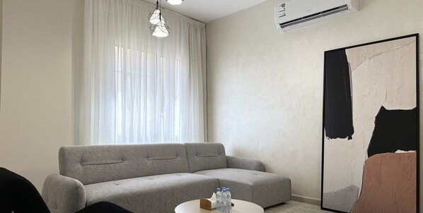 Living area - Kease Qurtubah A-10 Royal Design AZ15 (Riyadh)