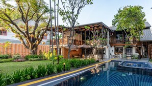 Unclassified image, 4 of 60, button - Shamrock Chiangmai Hotel - Adults Only (Chiang Mai)