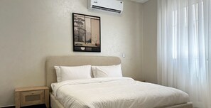 Leilighet – design, 3 soverom | Blendingsgardiner, strykejern/-brett og wi-fi (inkludert)