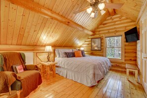 3 bedrooms, iron/ironing board, travel cot, WiFi