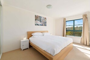 3 Schlafzimmer, Bügeleisen/Bügelbrett, WLAN, Bettwäsche