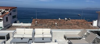 Vidalia 2 - New Condo with Gym and Rooftop Terrace with Jacuzzi