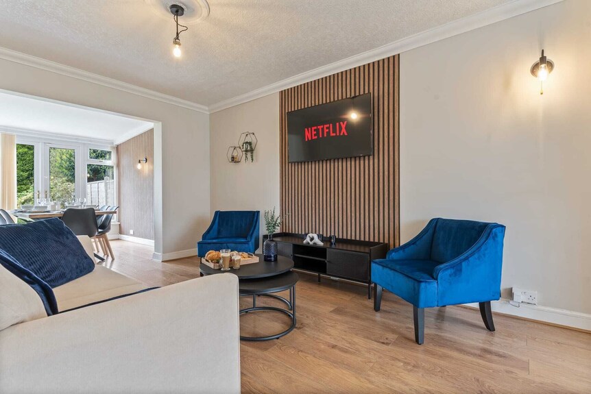 3 Bedroom Home Sleeps 7 Or 8 Free Parking Nr Solihull Edgbaston And City Centre - バーミンガム