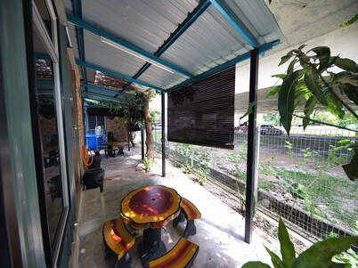 OYO 90960 Rajawali D'cabin Chalet Room