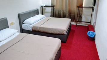 Family Suite | Laptop workspace, free WiFi, bed sheets