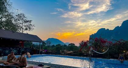 Riverside Garden Hostel