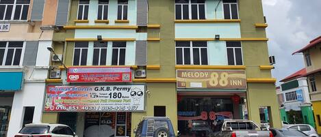 Fachada de la propiedad