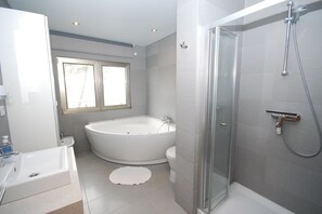 Bidet