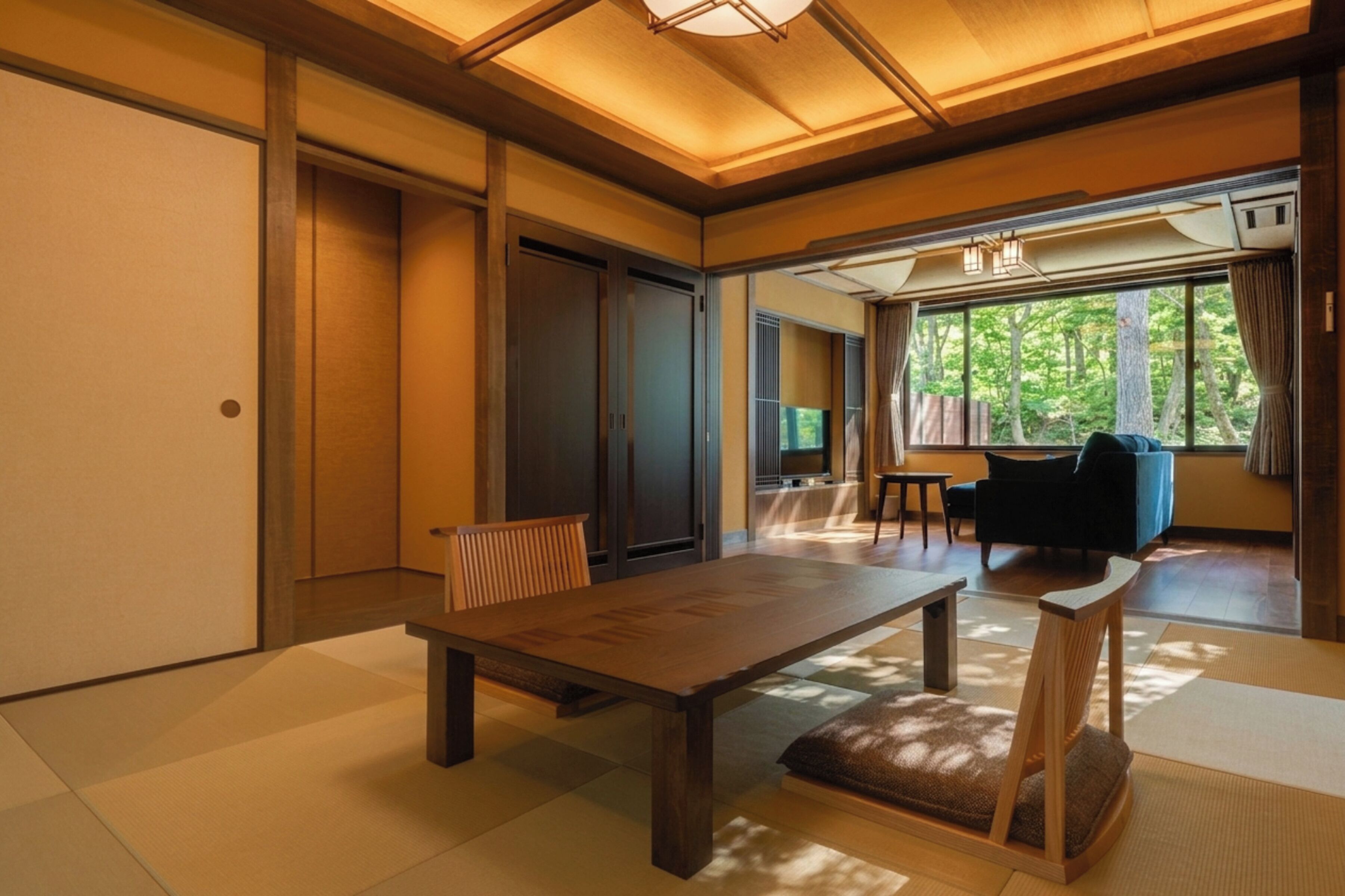 Triple Room | Down comforters, in-room safe, blackout drapes, WiFi (free)