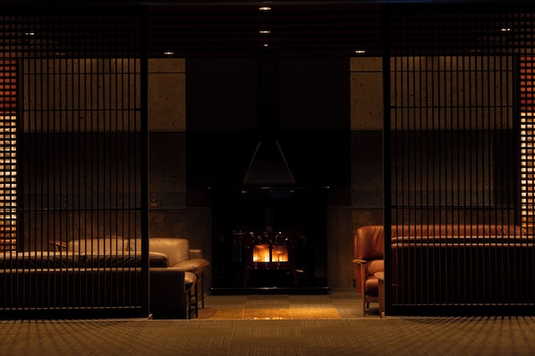 Bar lounge