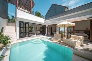 Outdoor pool - Villa Honey (Canggu)