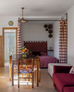 1 soverom, strykejern/-brett, wi-fi og sengetøy