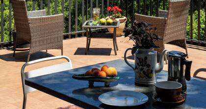 Etna-Mare: "Ancient balance" one room flat