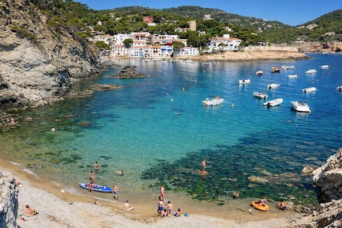 Tropical Oasis Costa Dorada with private pool