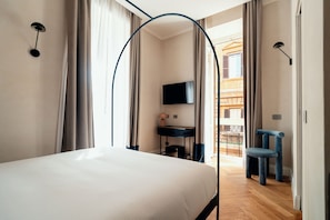 Chambre Deluxe, 1 grand lit, balcon, vue ville