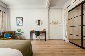 2 bedrooms, desk, iron/ironing board, free WiFi