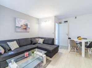 Apartment (Two bedroom Apartment) | Living room - Centar Split Manuš (Split)