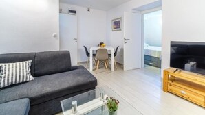 公寓 (Two bedroom Apartment) | 客厅