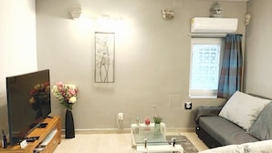 公寓 (Two bedroom Apartment) | 客厅