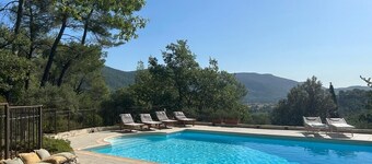 Joli mas Provençal Entre mer et Campagne, Oliviers et Romarin