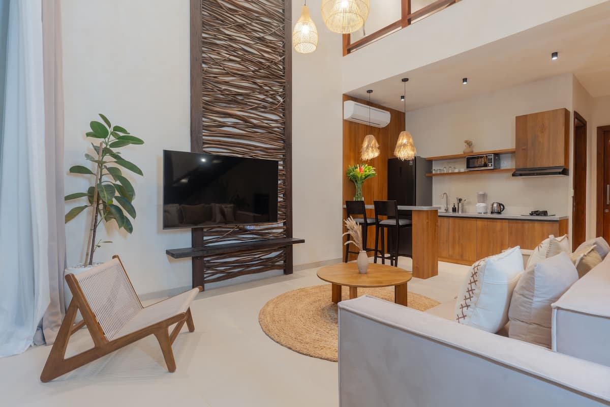Smart TV, Netflix, servicios de streaming y oficina