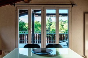 Dining - Rogoria House: Intimate retreat with terrace and fireplace (Astano)