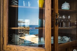 Unclassified image, 3 of 26, button