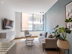 Télévision, espaces bureaux