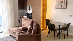 Deluxe Room | Free WiFi