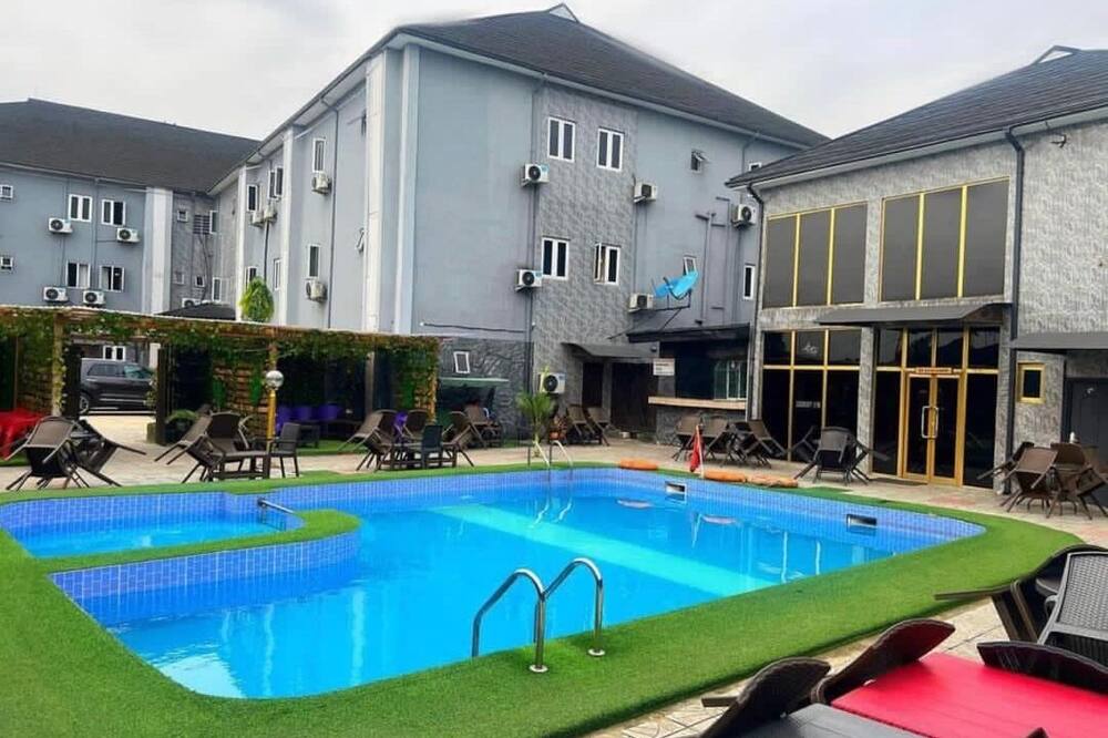 LEADWORT HOTELS