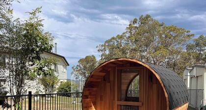 Lakeview Cottage in Mooloolah Valley: Pool & Sauna