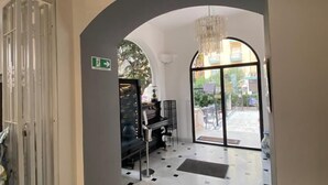 Interior - Hotel Miramare - Spotorno (Spotorno)