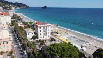 บริเวณภายนอก