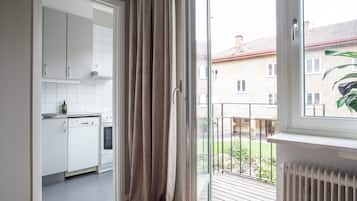 Basic Studio | 1 bedroom, iron/ironing board, free WiFi, bed sheets