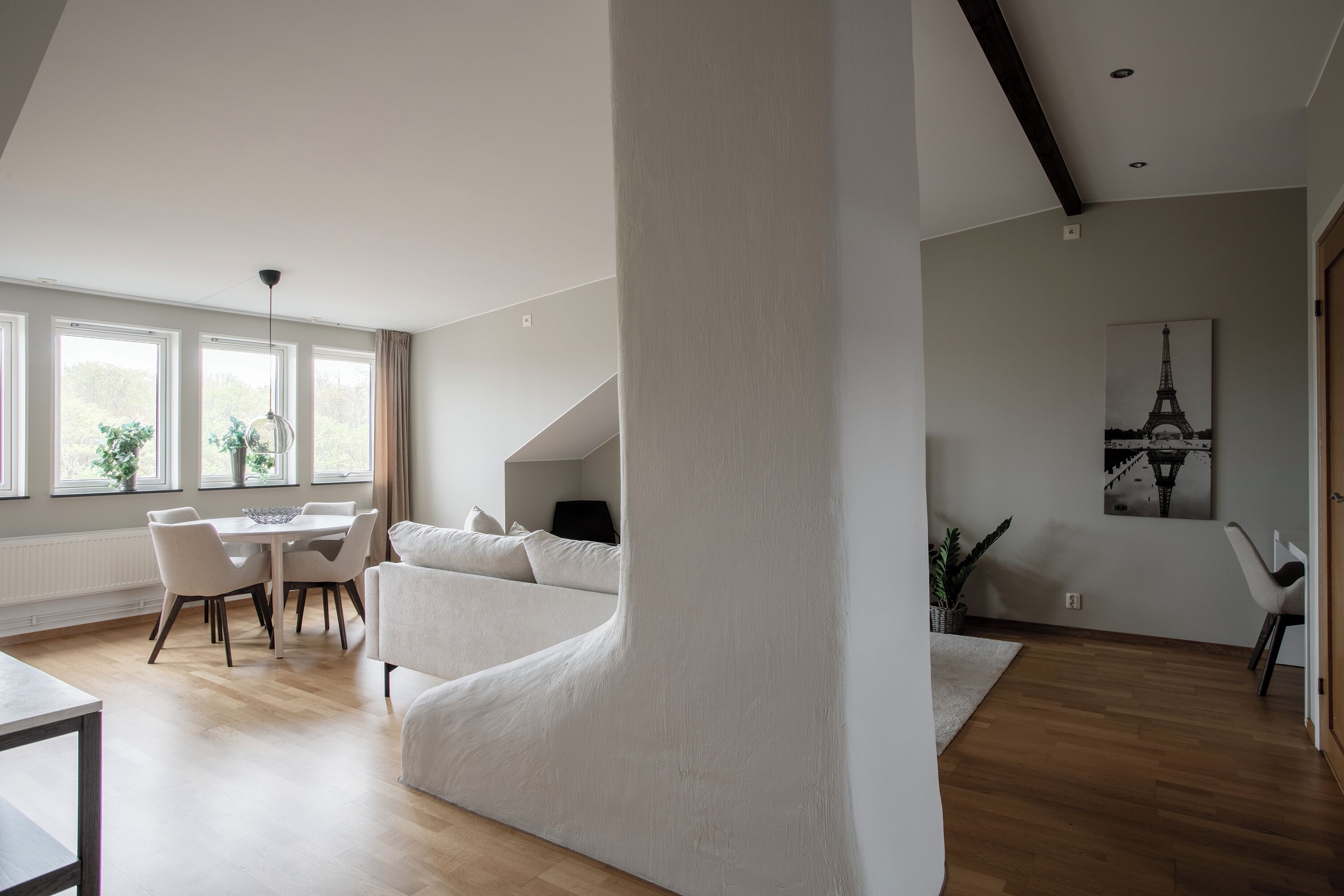 Executive Apartment | Iron/ironing board, free WiFi, bed sheets