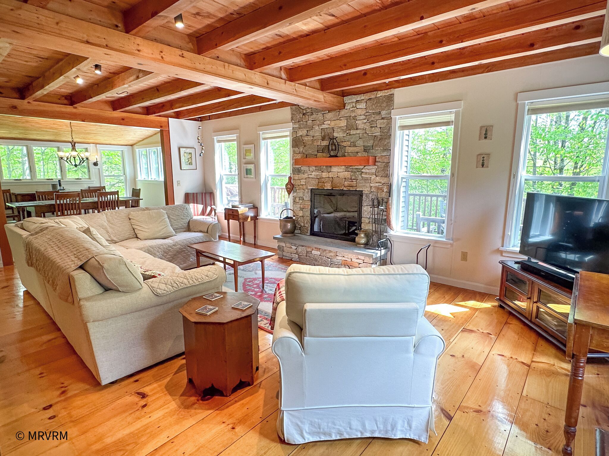 Traditional Private Vermont Home with Post & Beam Finishes
