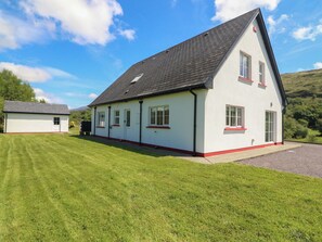 Cottage | Exterior - The Skating Rock (Milleens)