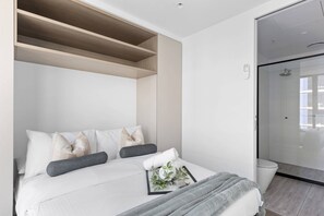 2 dormitorios, tabla de planchar con plancha, wifi y ropa de cama