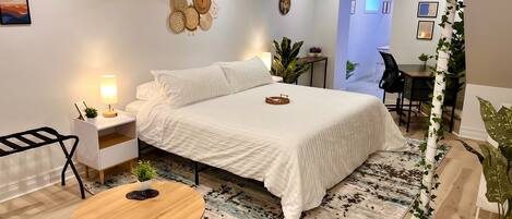 1 多间卧室、办公桌、熨斗/熨衣板、WiFi