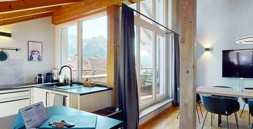 Exklusive Ferienwohnung über den Dächern des Zentrums, mit traumhaftem Bergblick